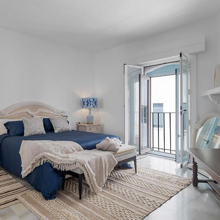 Ferienwohnung Luxurious Frontline Penthouse In Puerto Banus Marbella Exterior foto