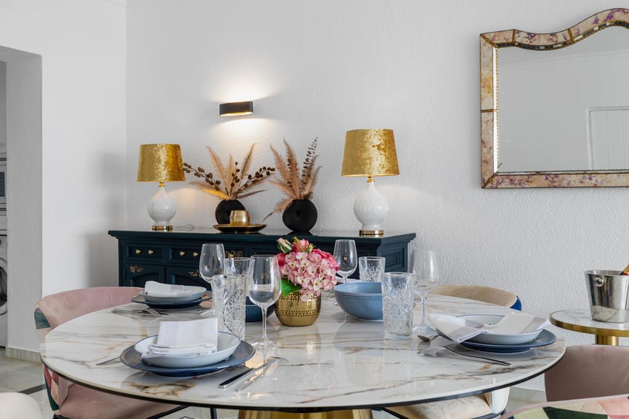 Ferienwohnung Luxurious Frontline Penthouse In Puerto Banus Marbella Exterior foto