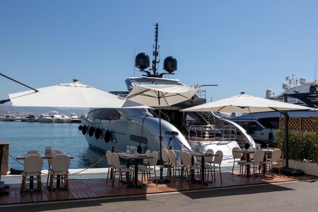 Ferienwohnung Luxurious Frontline Penthouse In Puerto Banus Marbella Exterior foto